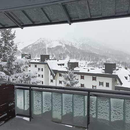 Palace 2 Residence Sestriere Exterior photo