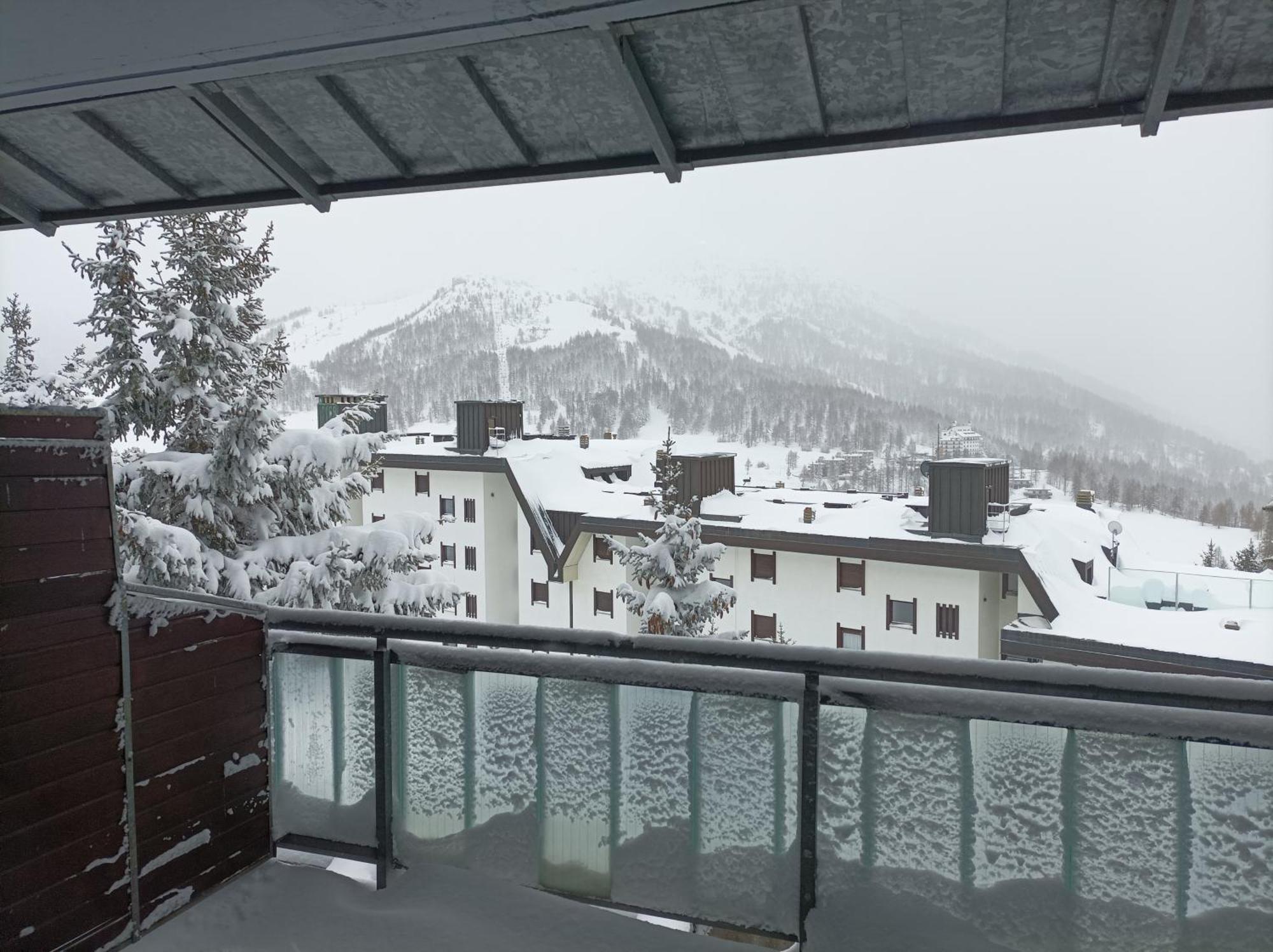 Palace 2 Residence Sestriere Exterior photo